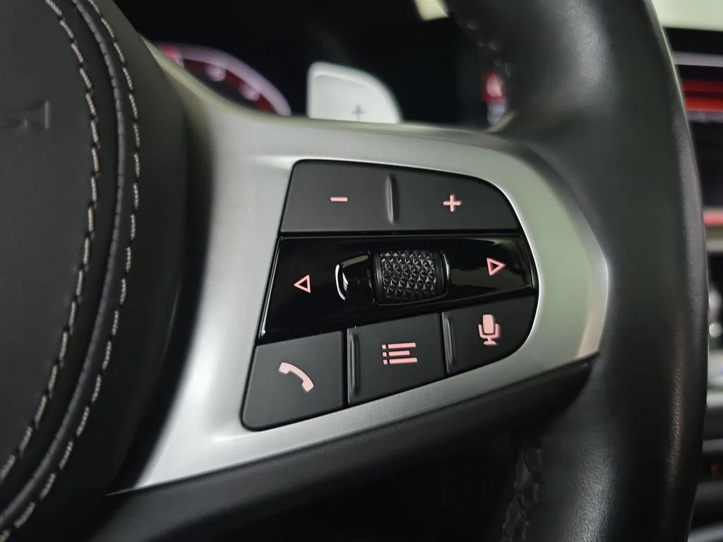 Used 2021 Carbon Black Metallic BMW M50i image 21