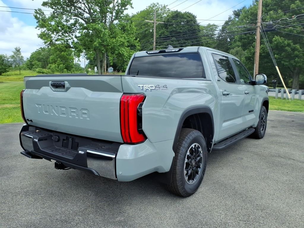 New 2026 Lunar Rock Toyota SR5 image 3