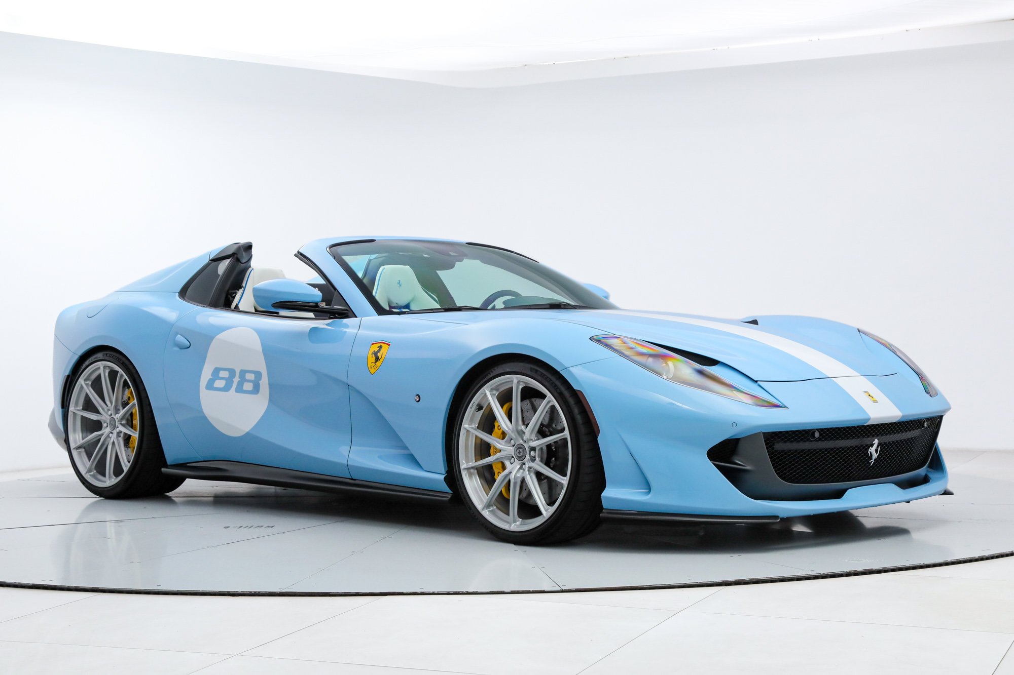Used 2023 Blue Ferrari  image 10