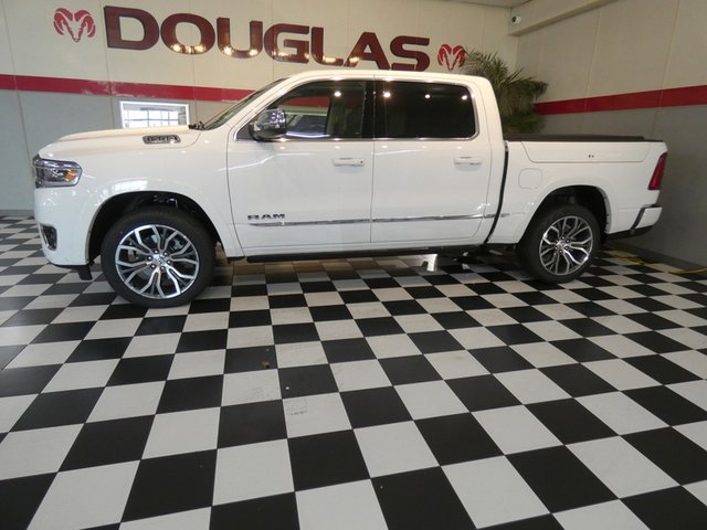 2026 RAM 1500 Tungsten Crew Cab 5'7
