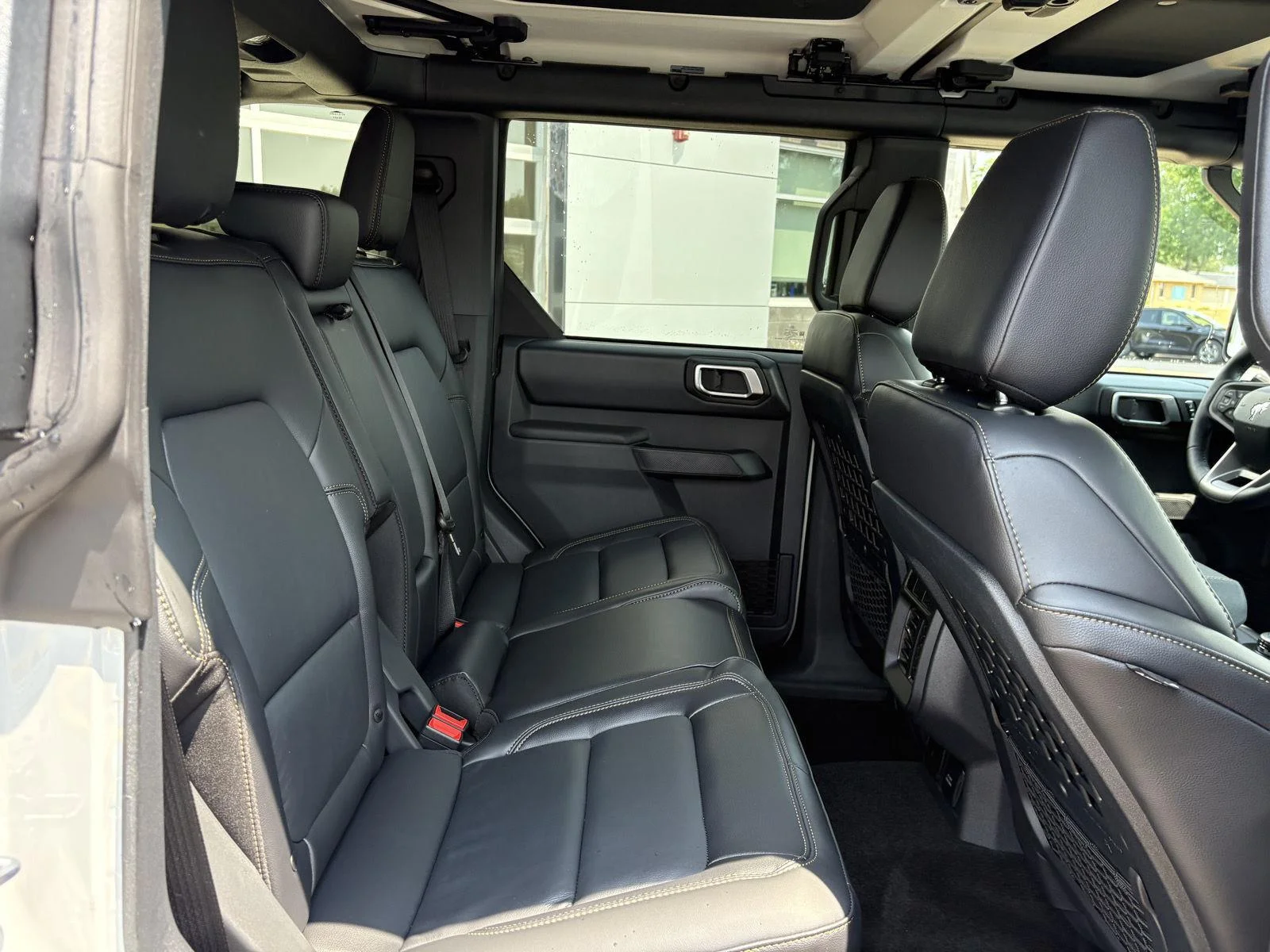 New 2026 Avalanche Gray Ford Badlands® image 23
