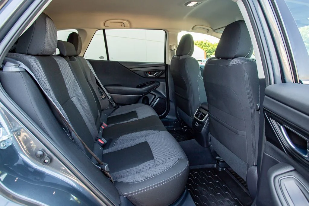Used 2024 Gray Metallic Subaru Premium image 13