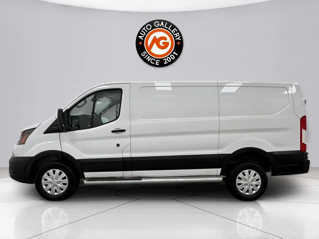 Used 2025 White Ford Base image 4