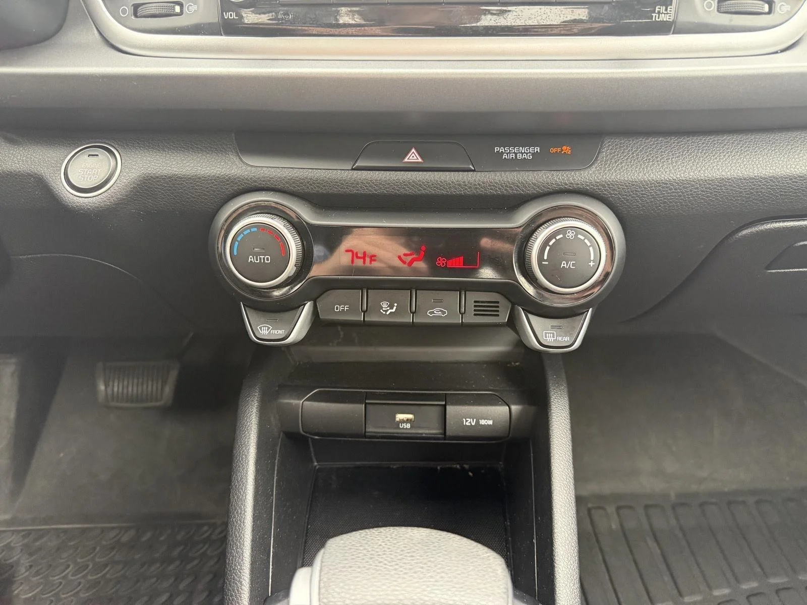 Photo 18