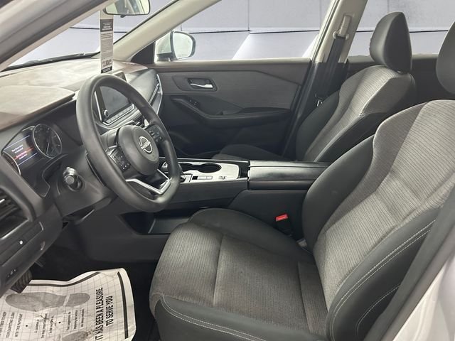 Used 2022 Silver Nissan SV image 7
