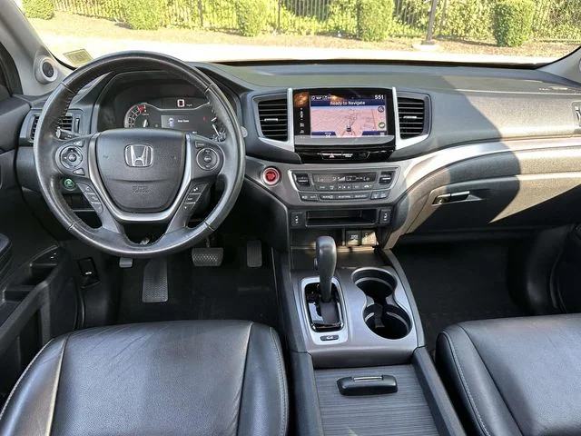 Certified Used 2018 Modern Steel Metallic Honda EX-L image 13