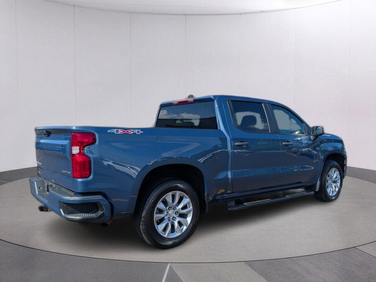Used 2024 Lakeshore Blue Metallic Chevrolet Custom image 5