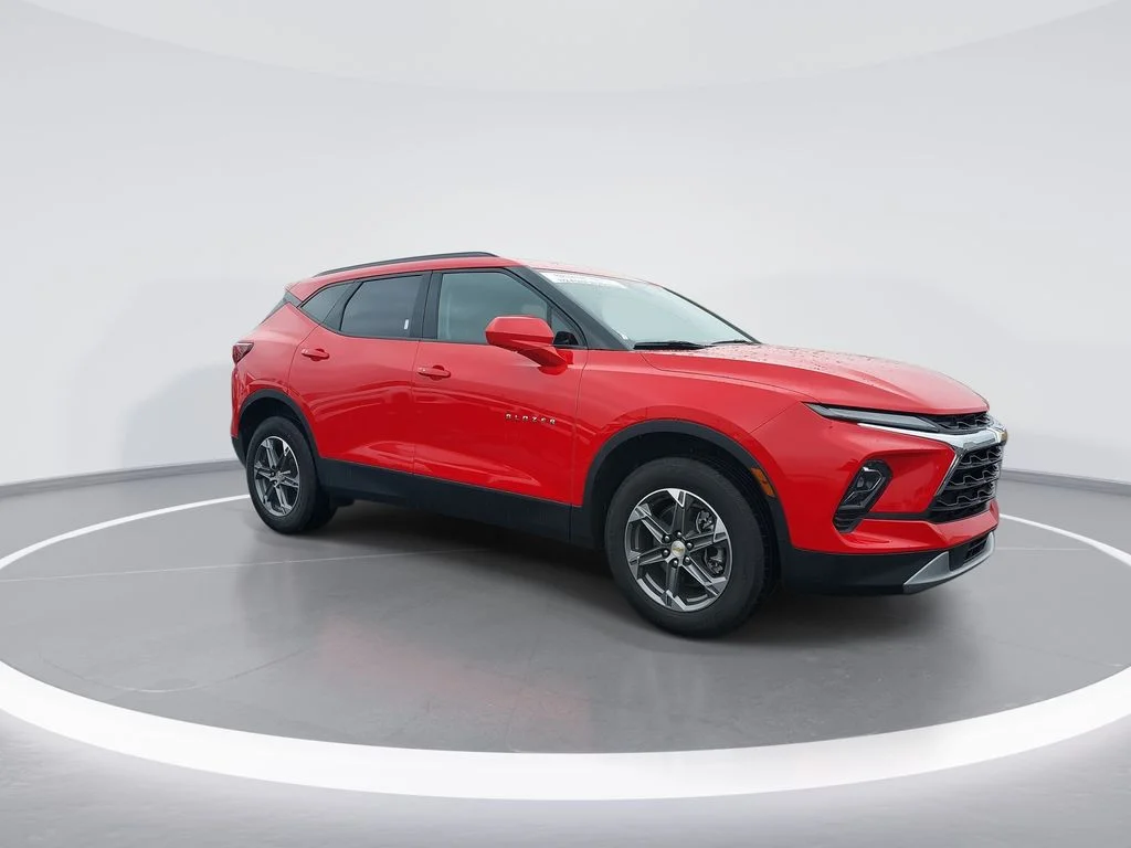 Used 2023 Red Chevrolet LT image 2