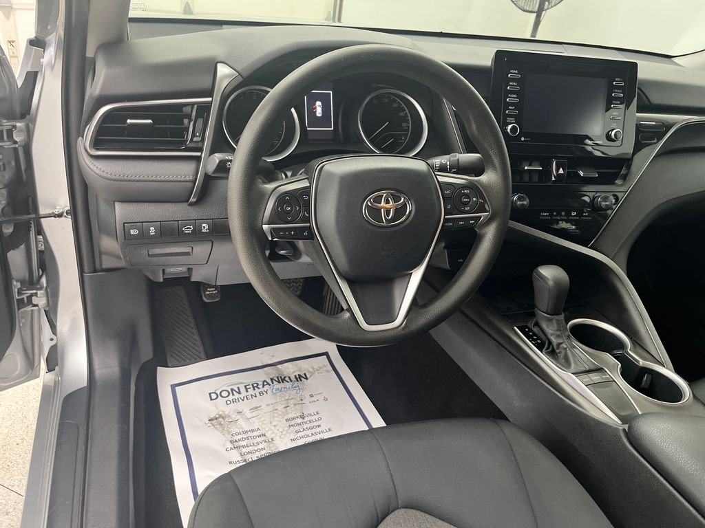 Used 2022 Silver Toyota LE image 16