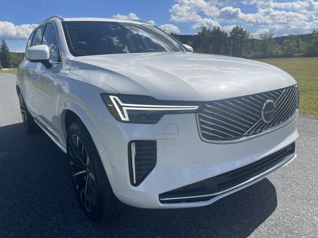 Used 2026 White Volvo Plus image 6