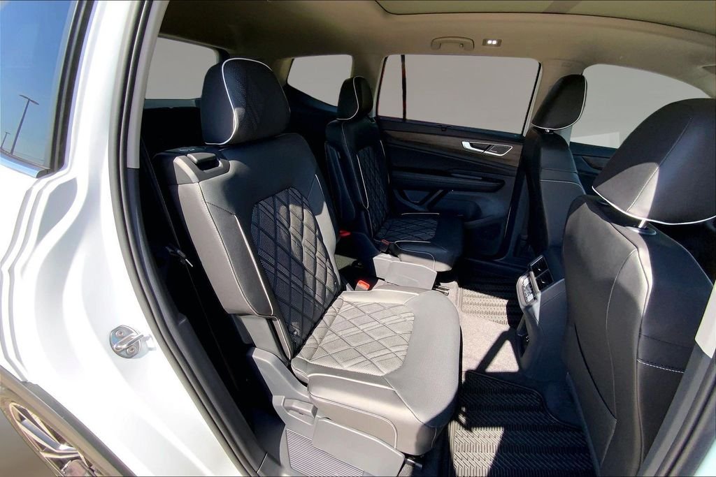 New 2026 Opal White Pearl Volkswagen 2.0T SEL Premium R-Line image 10
