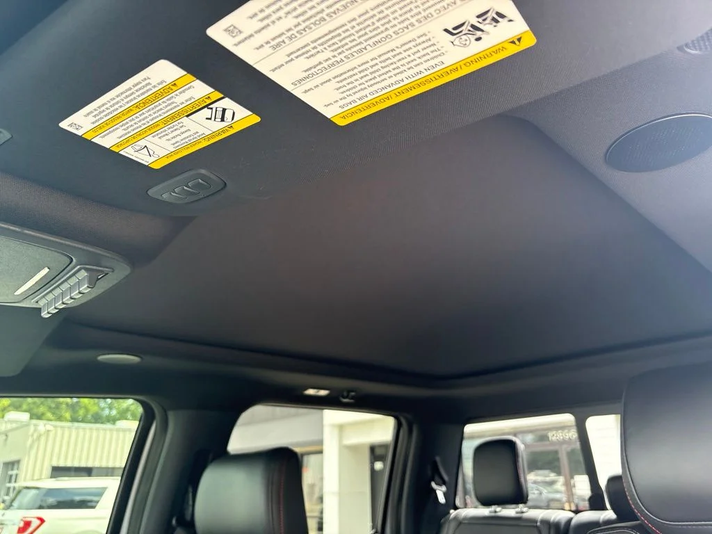 Used 2025 White Ford Raptor image 26