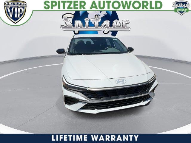 New 2026 White Hyundai SEL Sport image 6