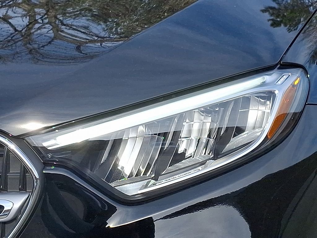 New 2026 Black Mercedes-Benz GLC 300 image 6