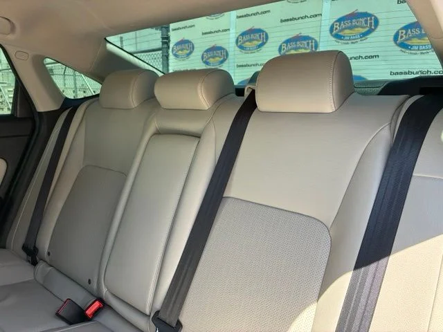 Used 2024 Sonic Gray Pearl Honda Touring image 8