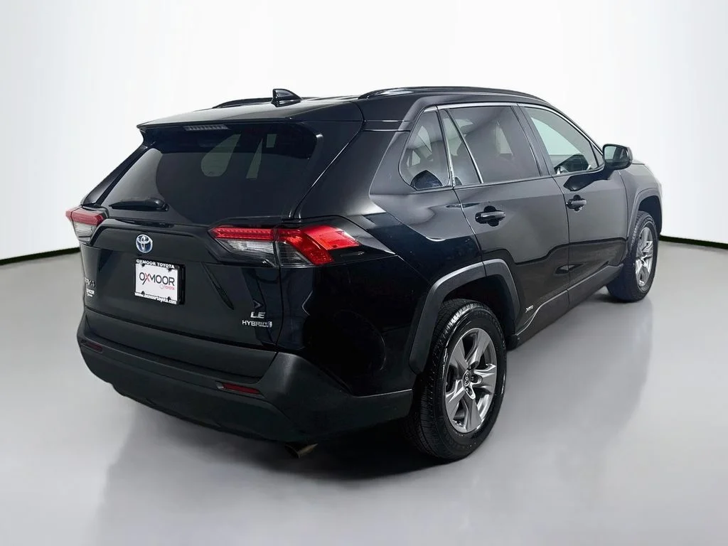 Used 2022 Midnight Black Metallic Toyota Hybrid LE image 7