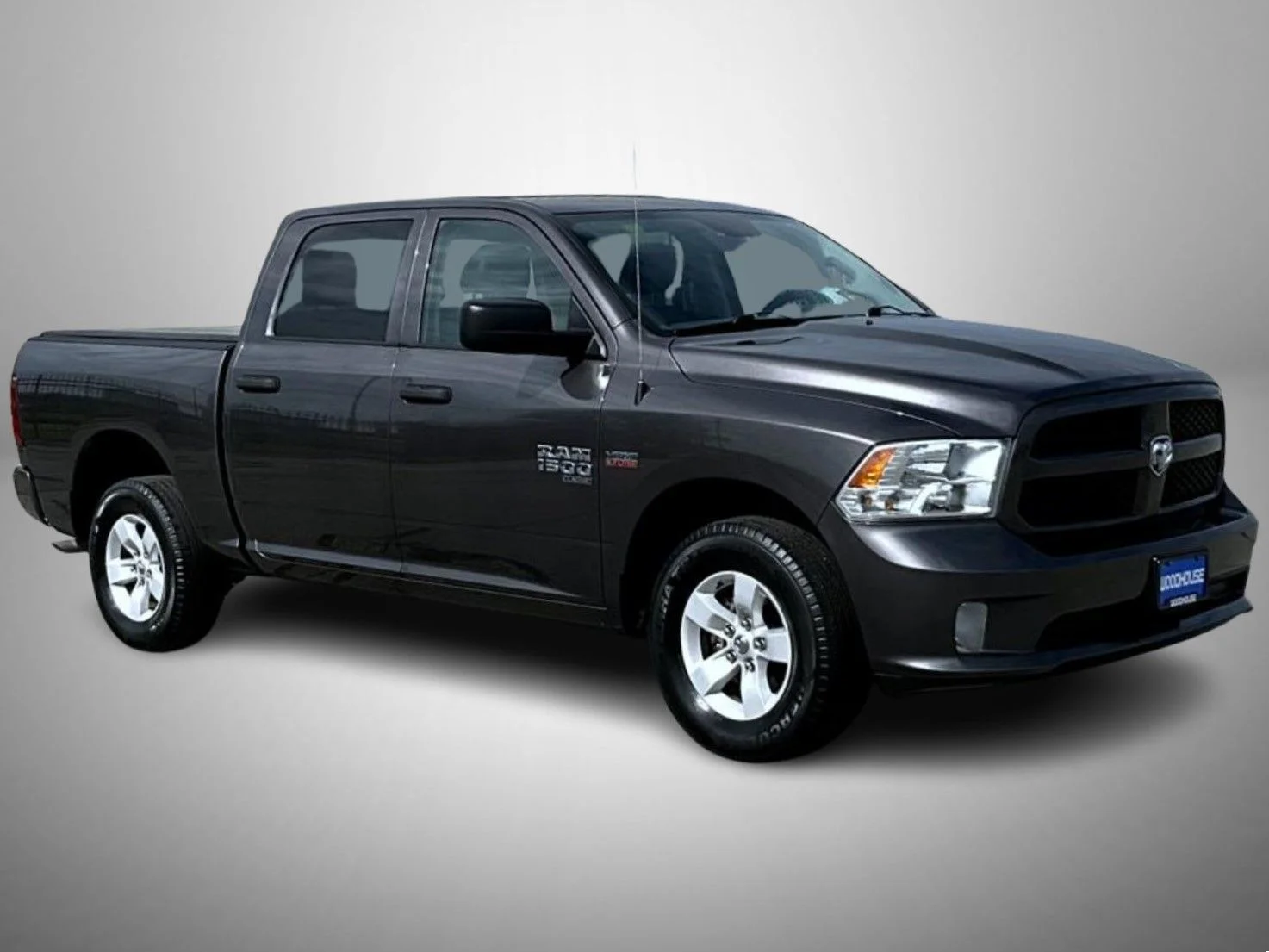 Certified Used 2019 Gray Ram Express image 3
