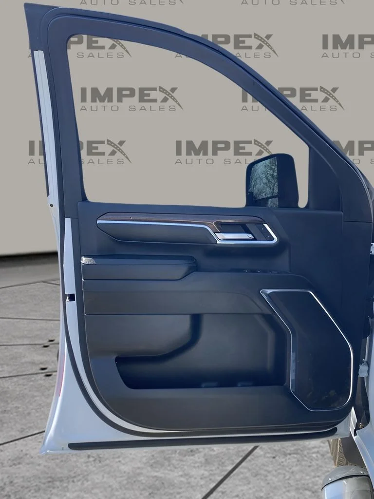 Used 2024 White Chevrolet LT image 11