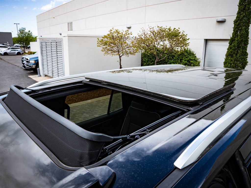 Used 2025 Black Chevrolet Premier image 14