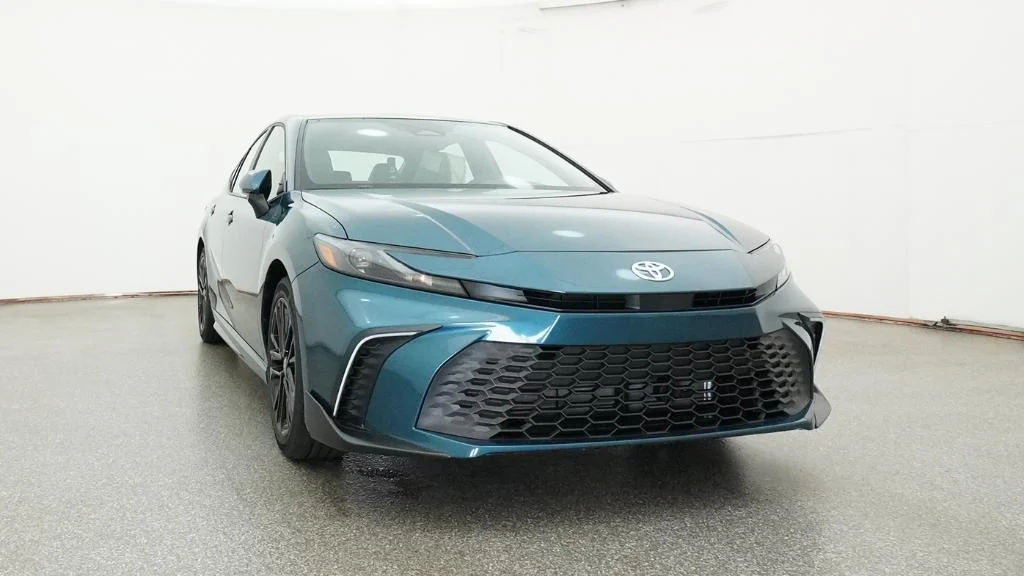 New 2026 Ocean Gem Toyota SE image 49