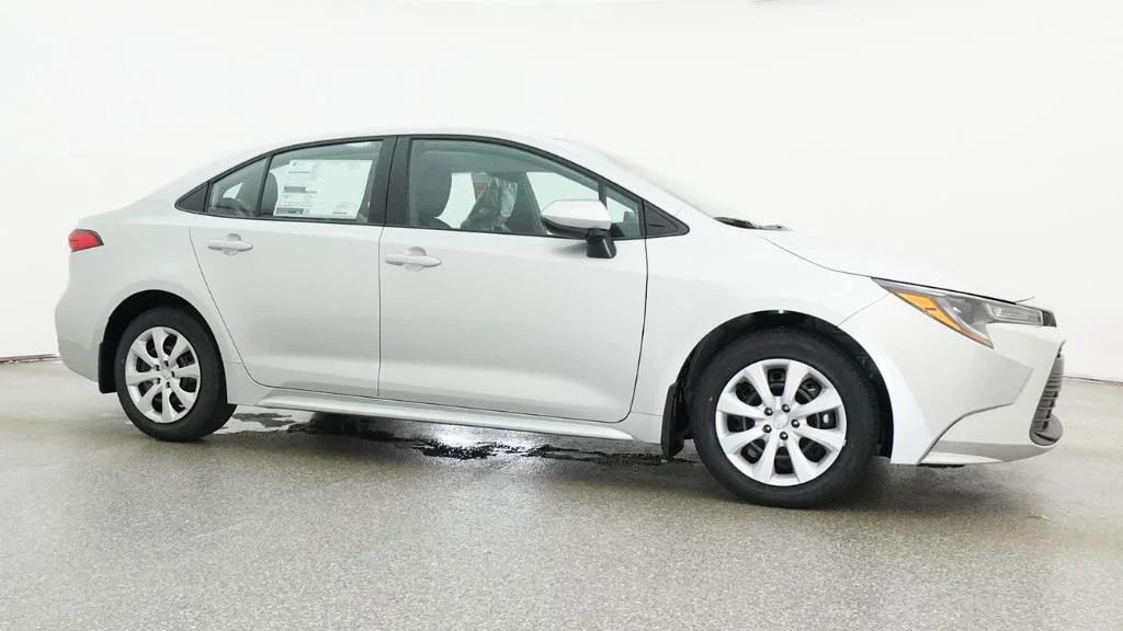 New 2026 Classic Silver Metallic Toyota LE image 43