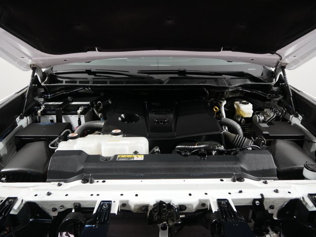 Used 2024 Ice Cap Toyota Crew Cab SR5 w/ Convenience Pkg image 29