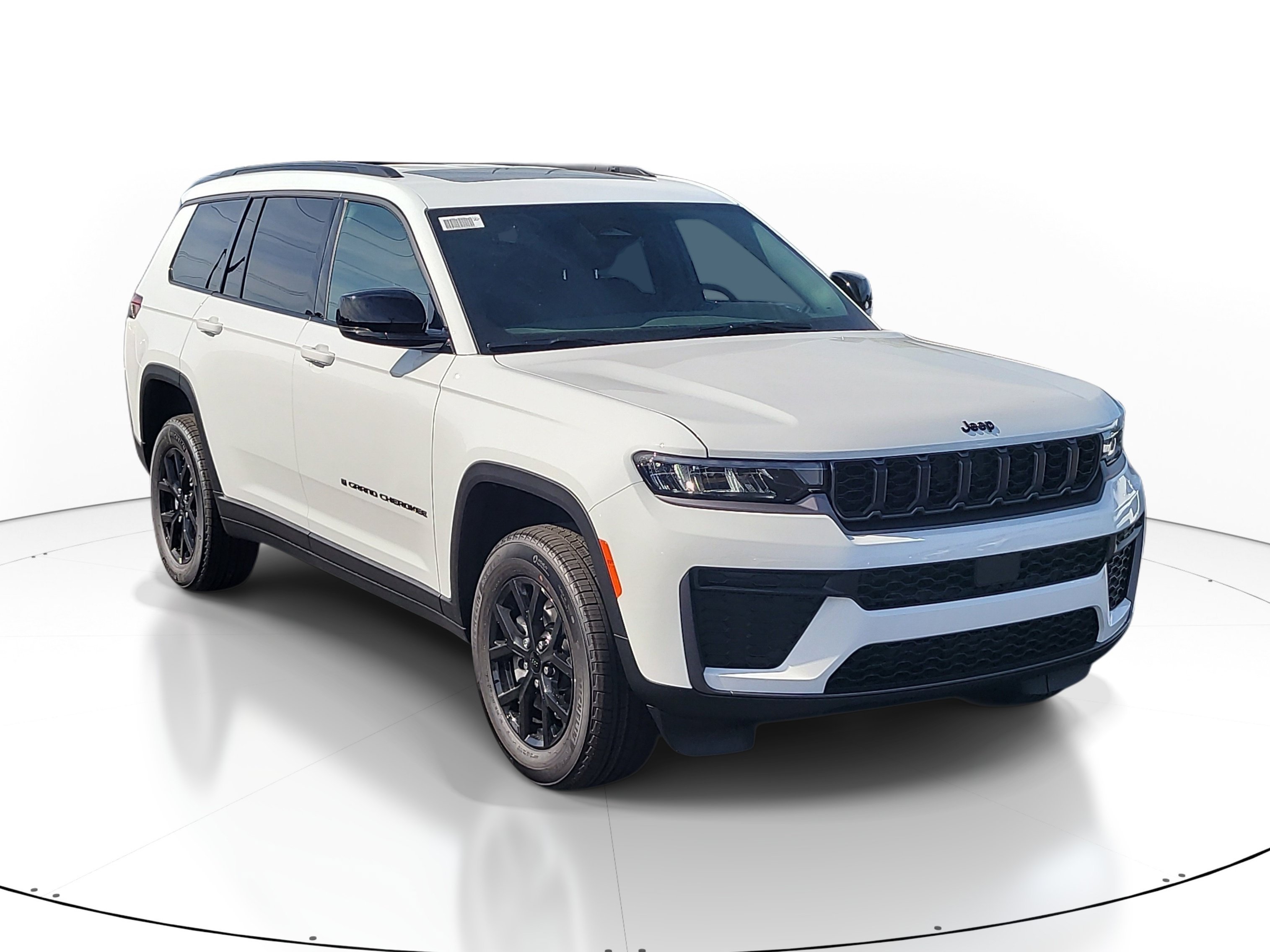 New 2026 Bright White Clear-Coat Exterior Paint Jeep Laredo Altitude image 2