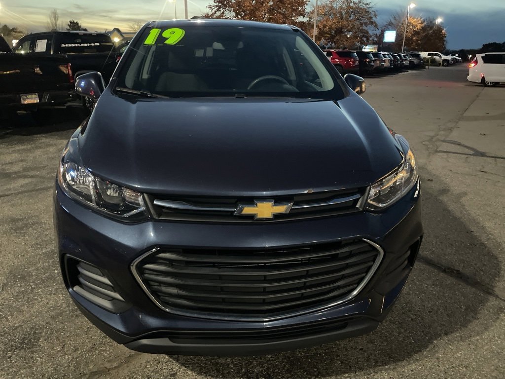 Used 2019 Chevrolet Trax LS with VIN 3GNCJNSB7KL173243 for sale in Fowlerville, MI