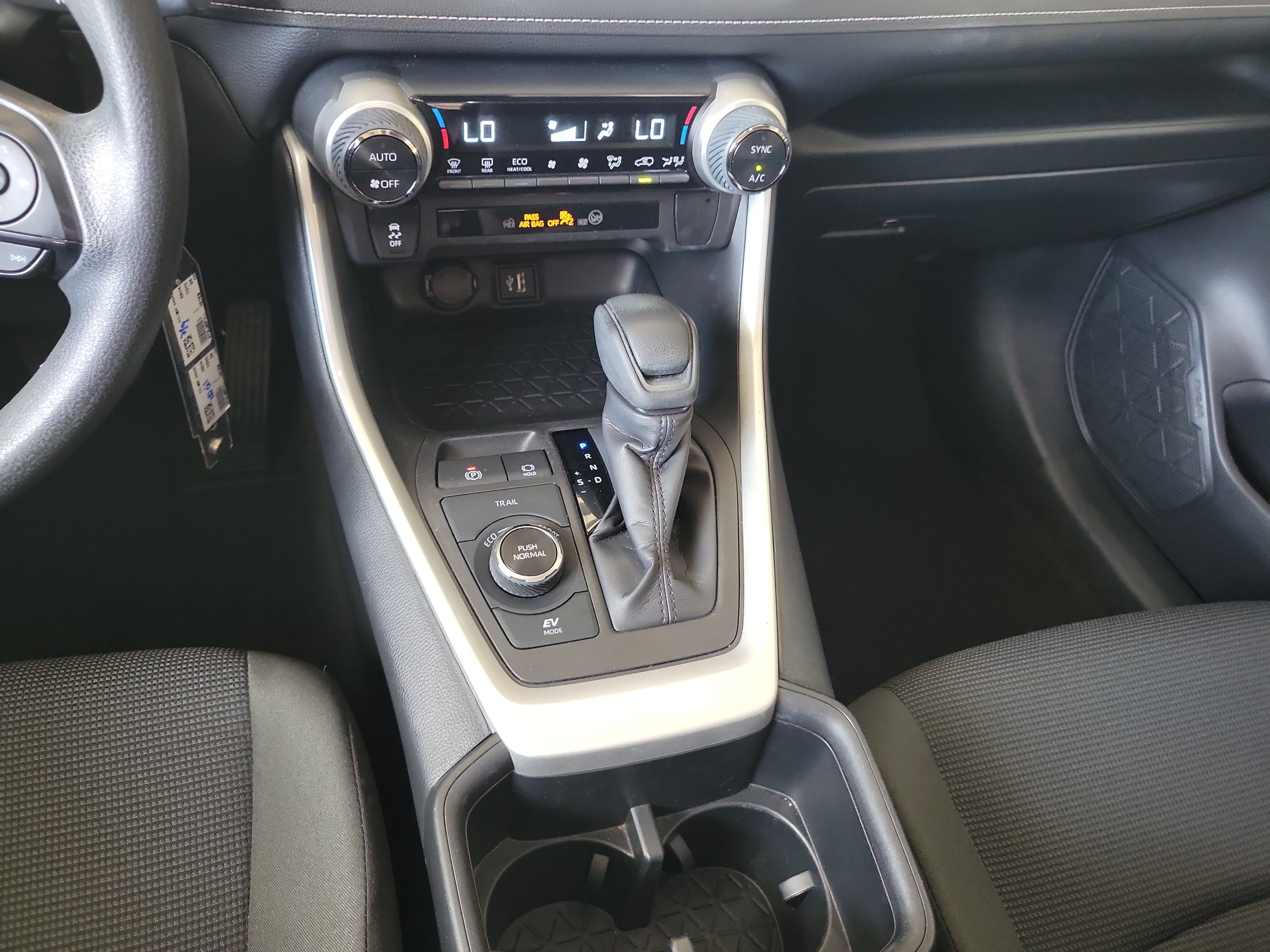 Used 2024 Silver Sky Metallic Toyota Hybrid LE image 18