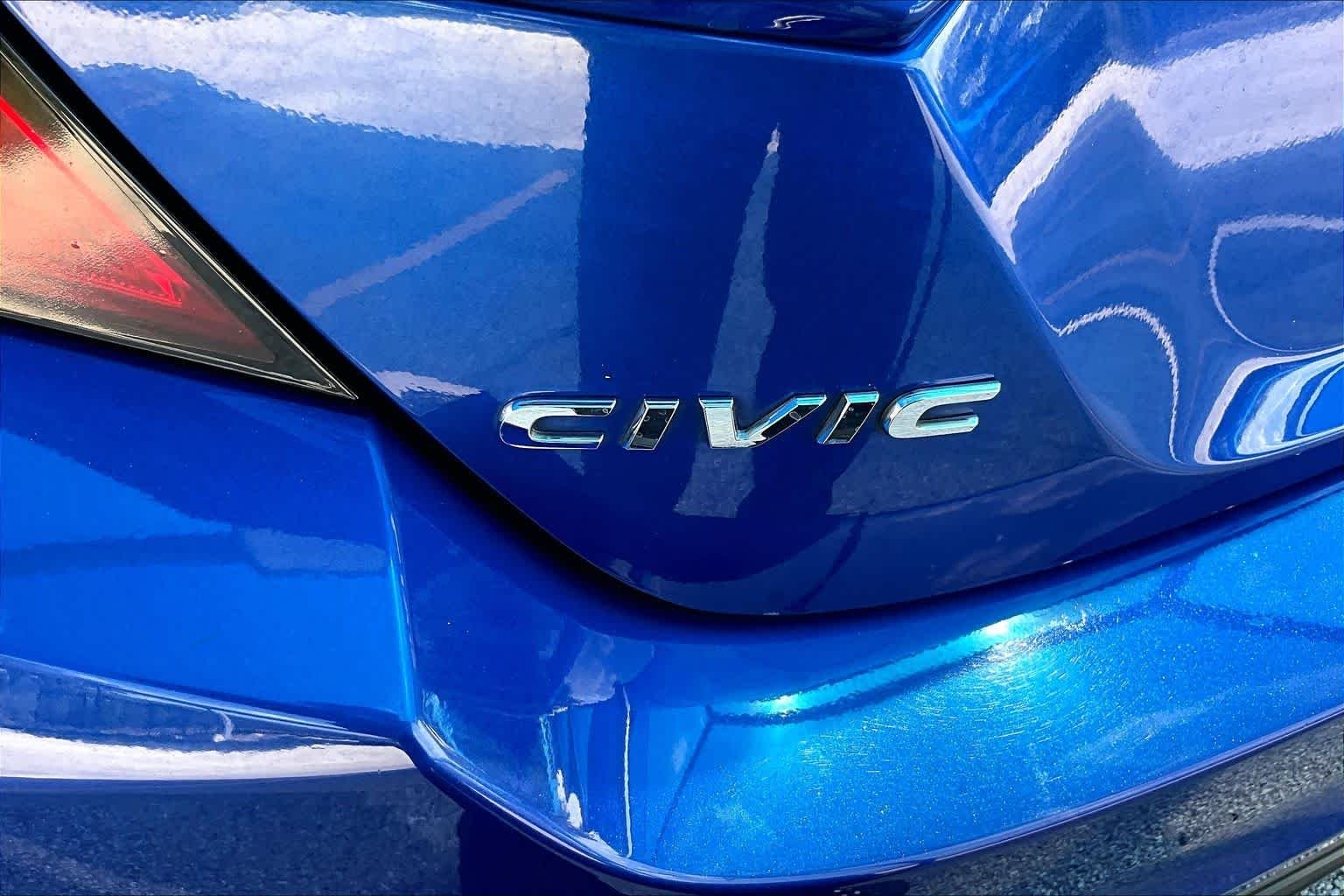 Used 2019 Aegean Blue Metallic Honda  image 10