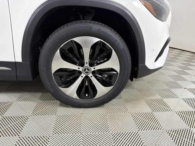 New 2026 Polar White Mercedes-Benz GLA 250 image 21