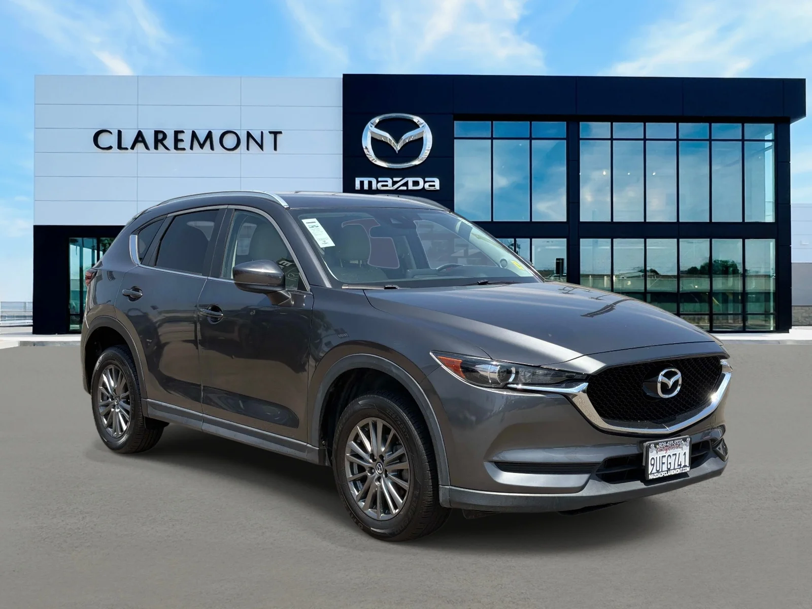 Used 2017 MACHINE GRAY ME Mazda TOURING FWD image 1