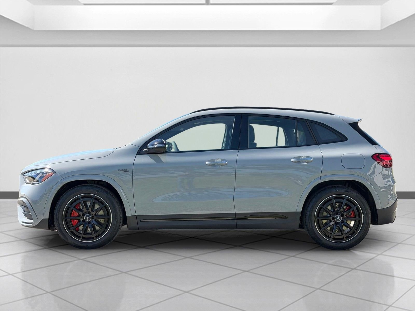 New 2026 MANUFAKTUR Alpine Grey Mercedes-Benz AMG® GLA 35 4MATIC® SUV image 29
