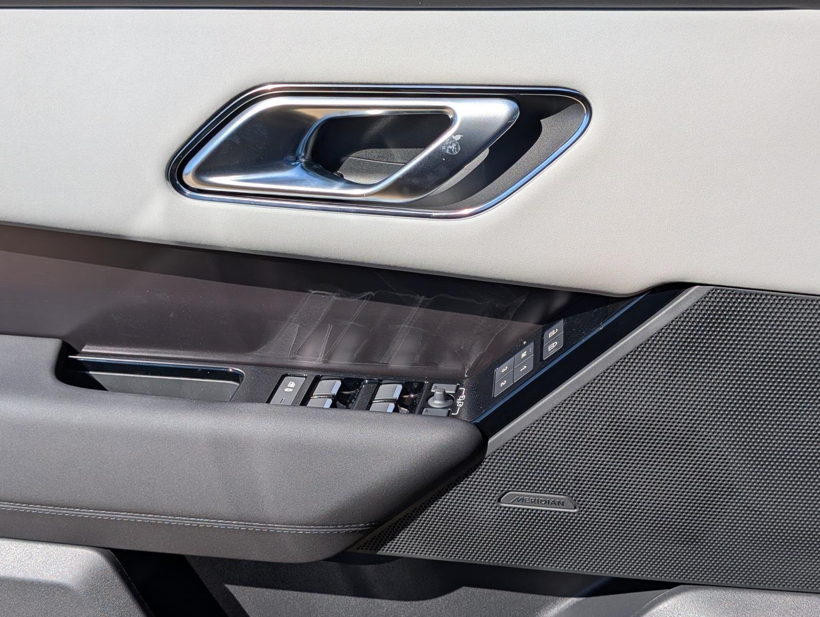2026 Land Rover Range Rover Velar Dynamic SE - Photo 20