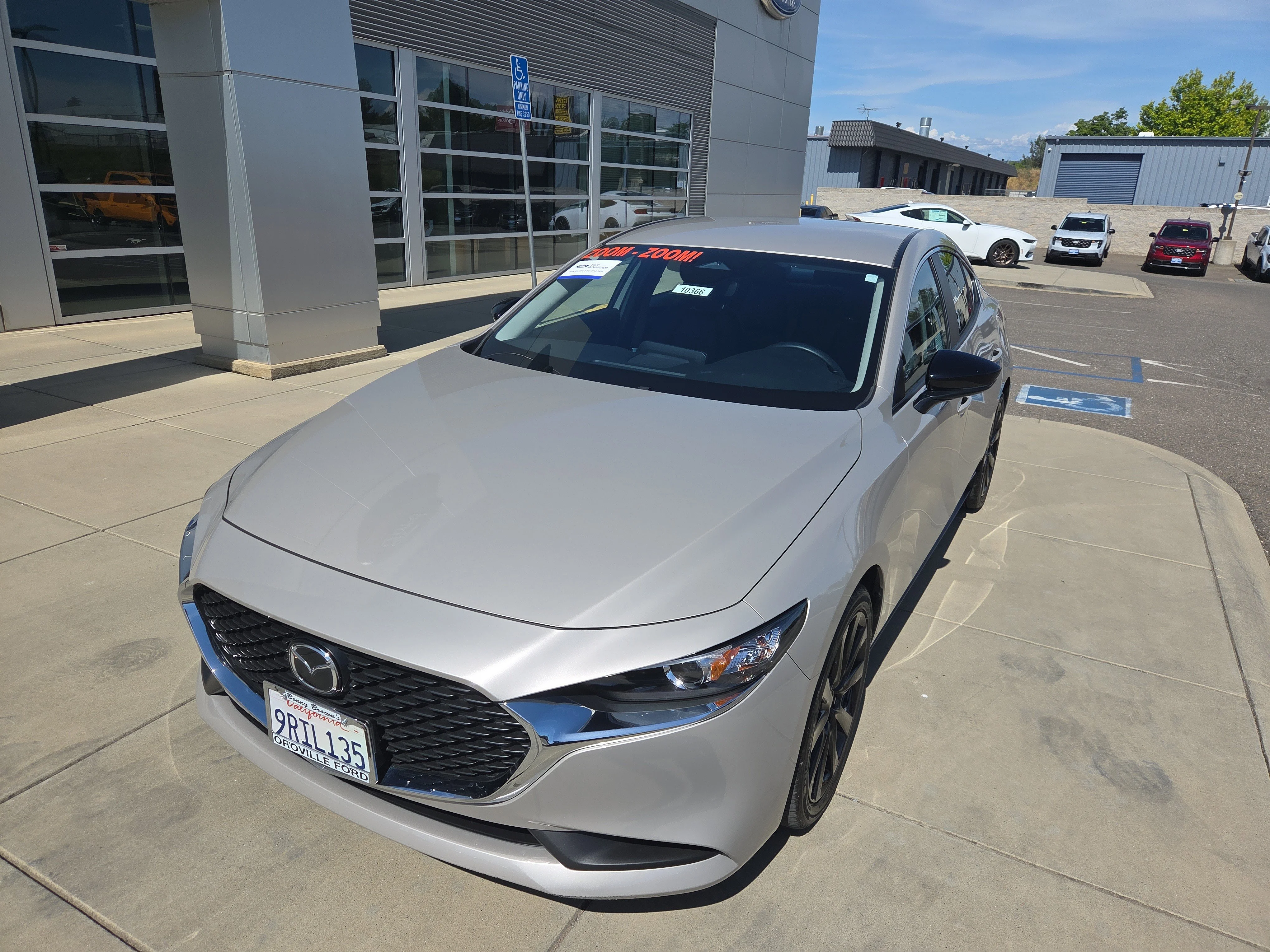 マルゼン シルバー Pre-Owned 2025 Mazda Mazda3 Sedan 2.5 S Select Sport 4dr Car in