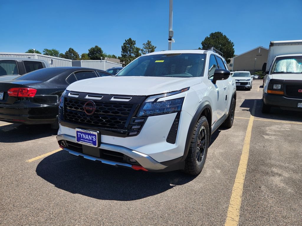 New 2026 Everest White Pearl TriCoat Nissan Rock Creek image 3