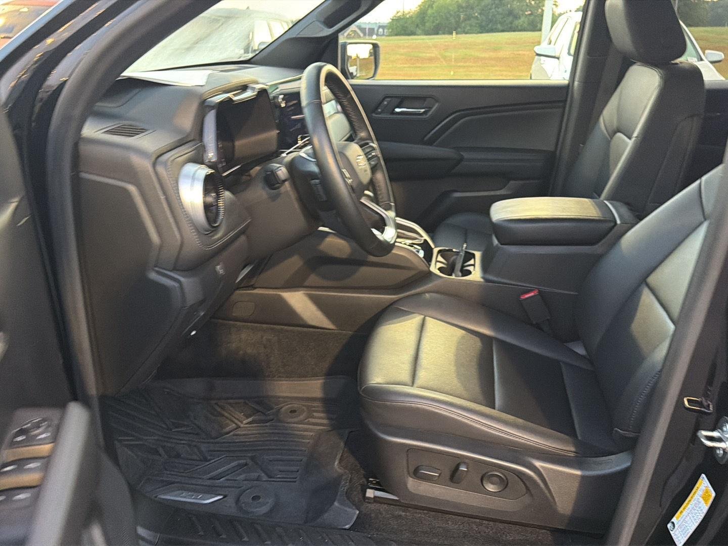 Used 2023 Black Chevrolet 4WD LT image 10