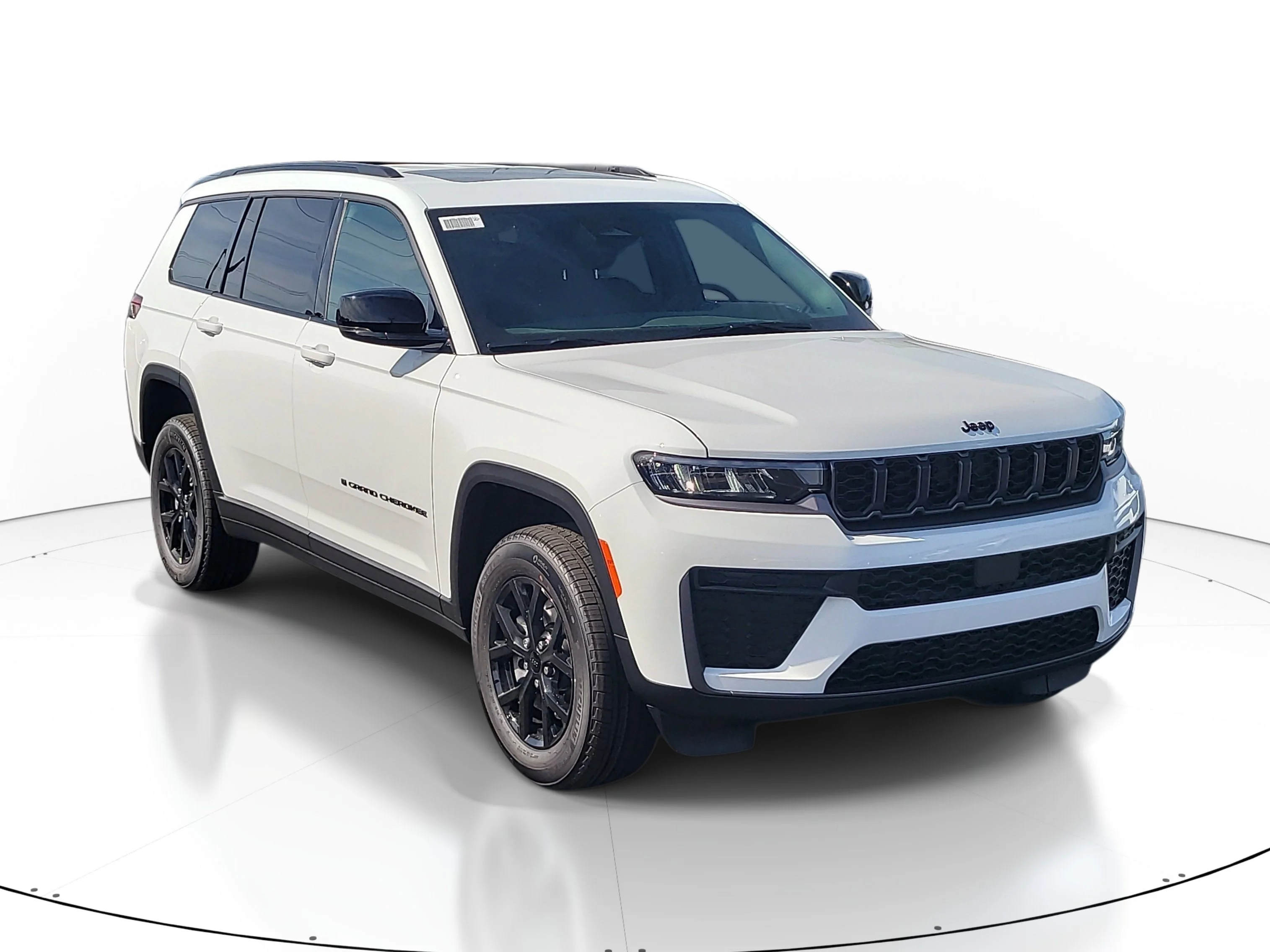 New 2026 Bright White Clearcoat Jeep Laredo Altitude image 2