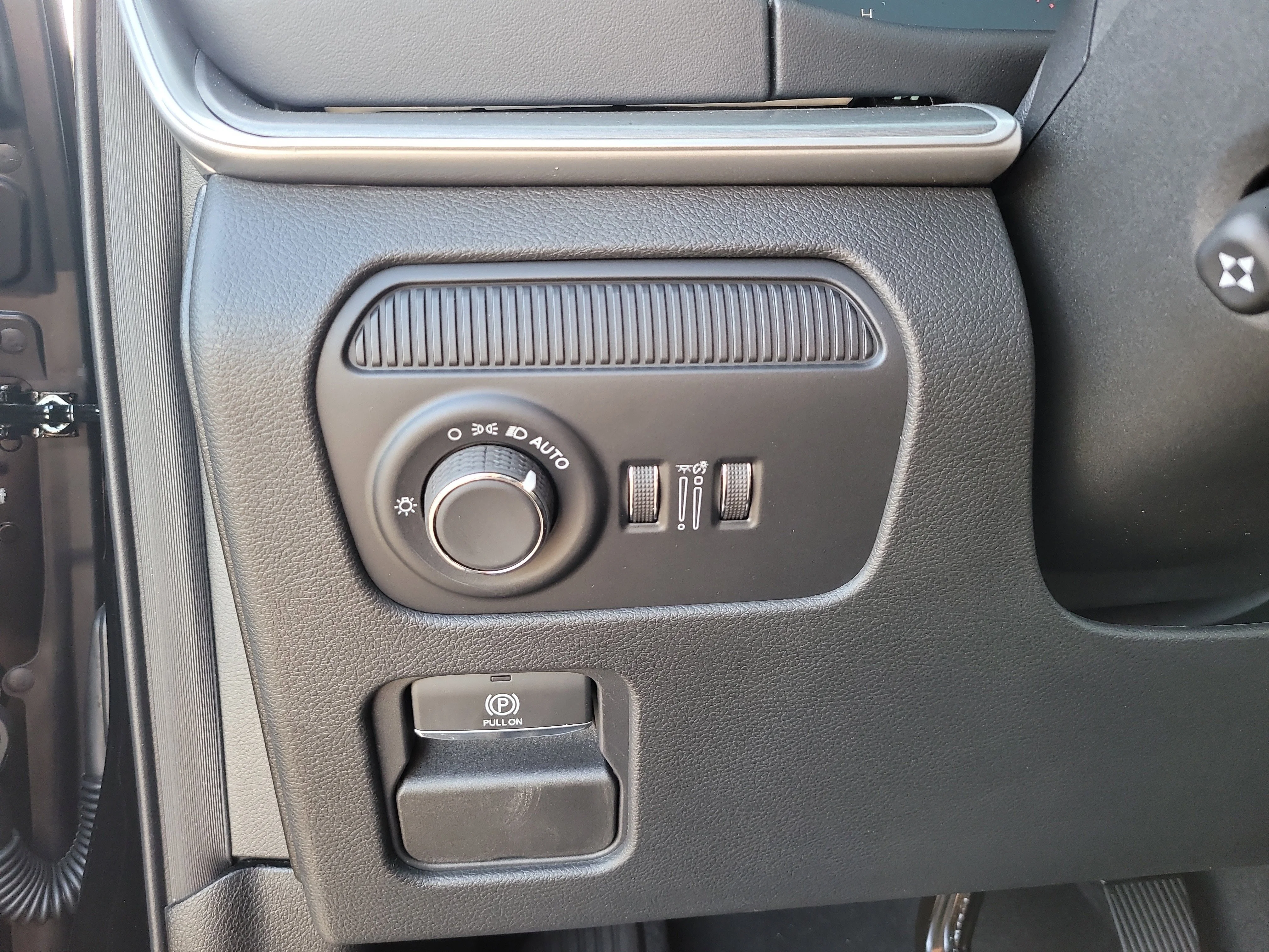 New 2026 High Gloss Black Jeep Limited Reserve image 24