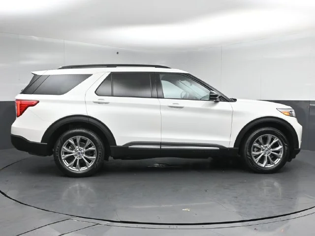 Certified Used 2024 Star White Ford XLT image 8