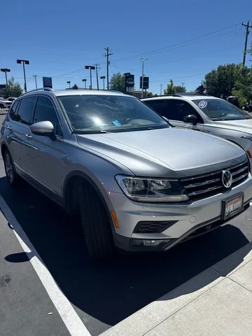 2020 Volkswagen Tiguan 2.0T SEL