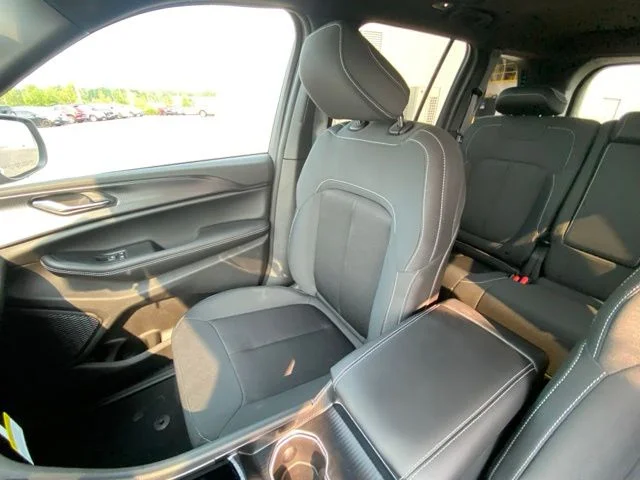 New 2026 Silver Jeep Laredo X image 10