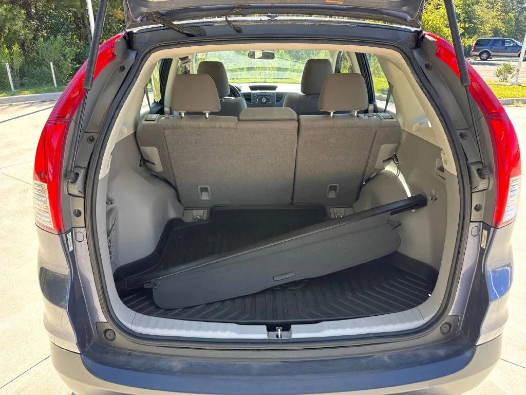 Used 2014 Twilight Blue Metallic Honda LX image 32