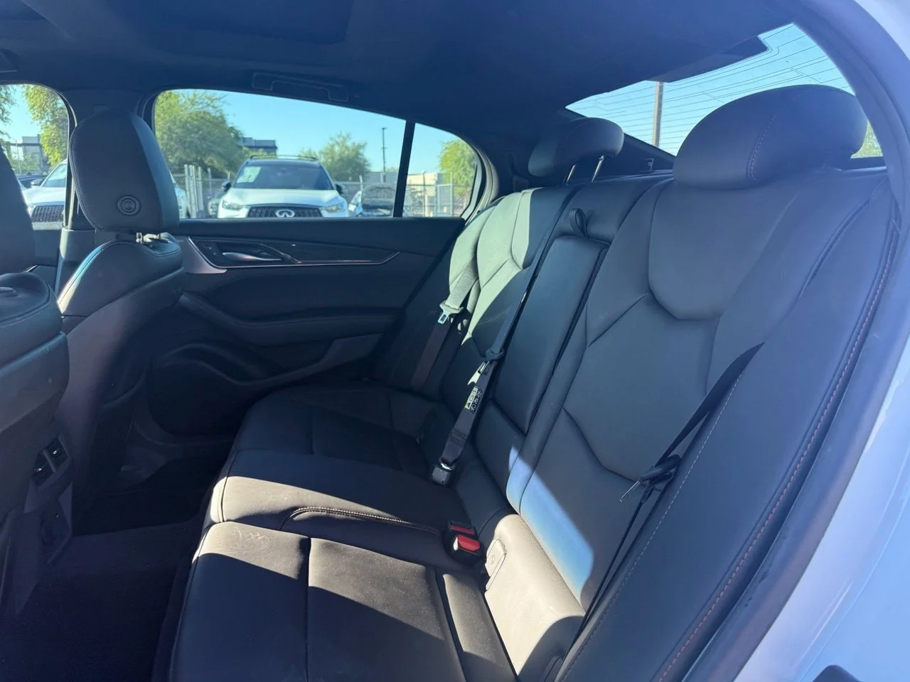 Used 2020 Summit White Cadillac Sport image 8