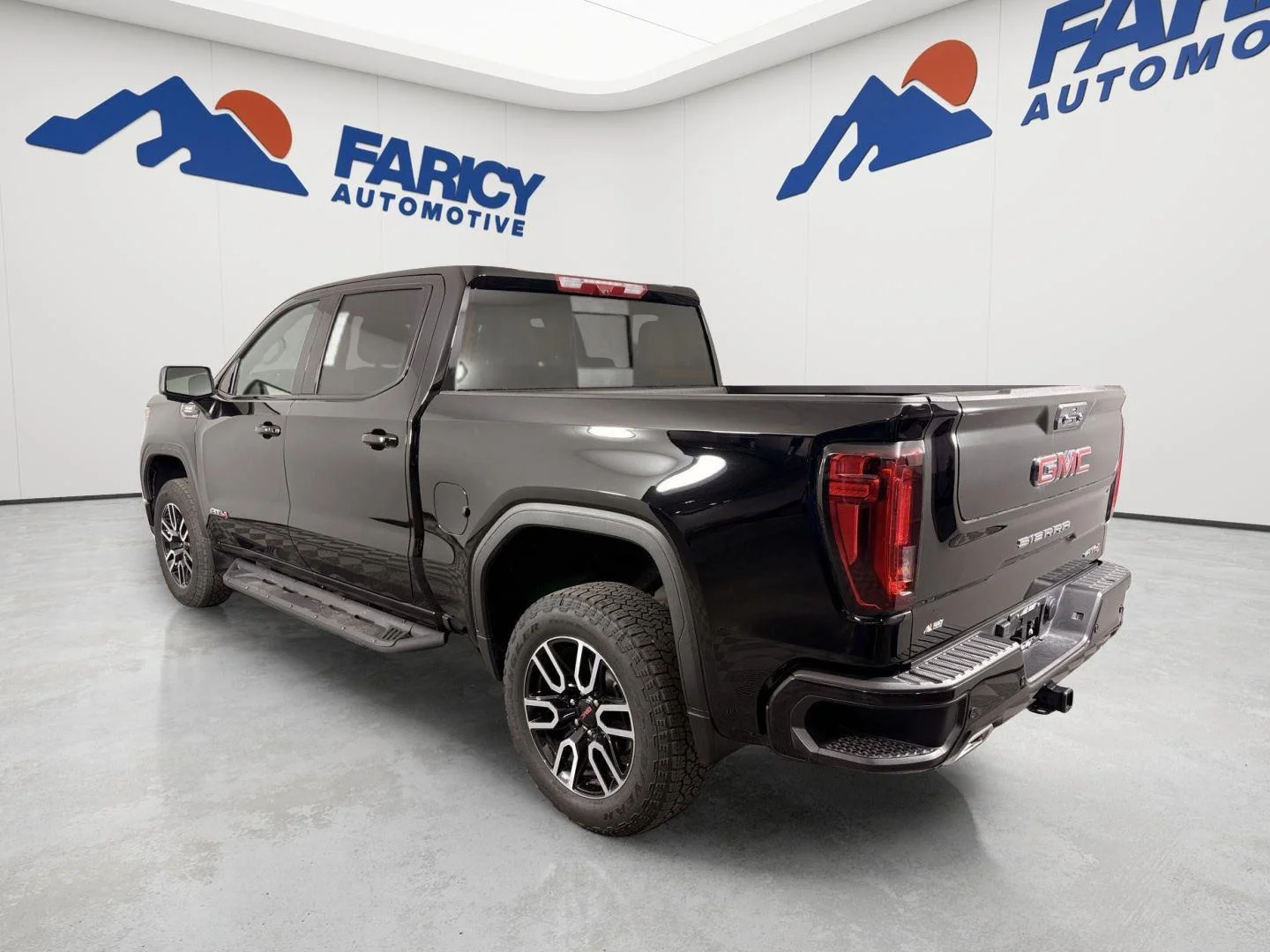 Used 2026 Onyx Black GMC AT4 image 3