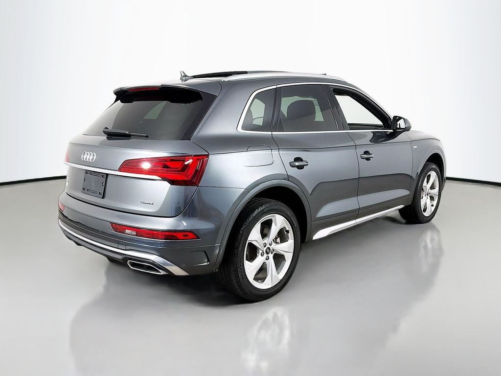 Used 2023 Daytona Gray Pearl Effect Audi S line Premium Plus image 7