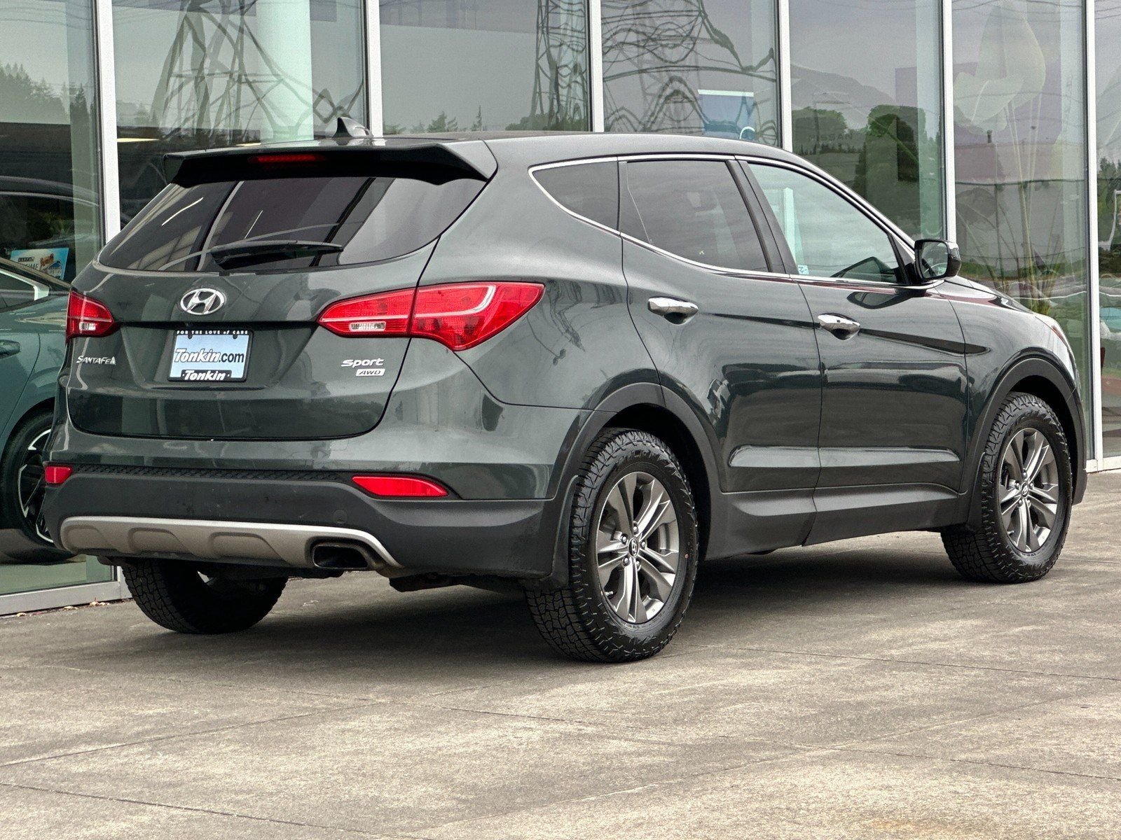 Used 2013 Juniper Green Hyundai Base image 3