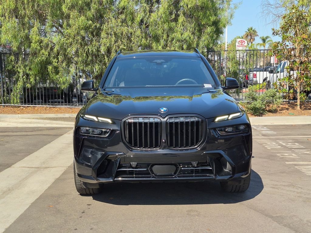 Used 2026 Black BMW xDrive40i image 4