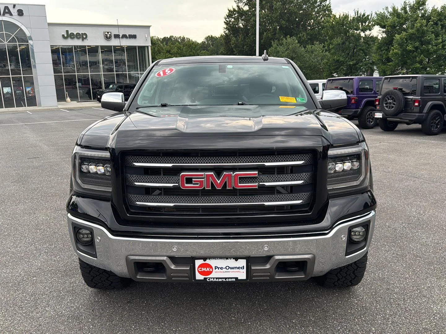 Used 2015 Onyx Black GMC SLT image 13
