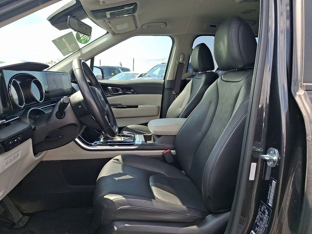 Certified Used 2023 Gray Kia EX image 15